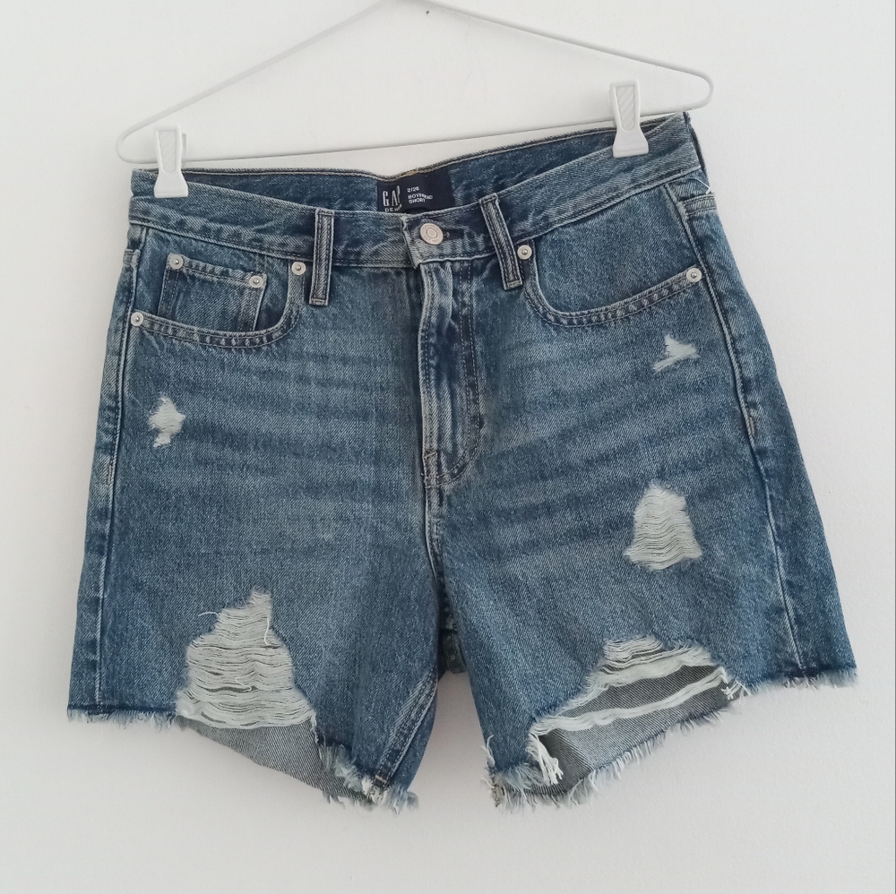 Gap Boyfriend Distressed Denim Shorts 26
